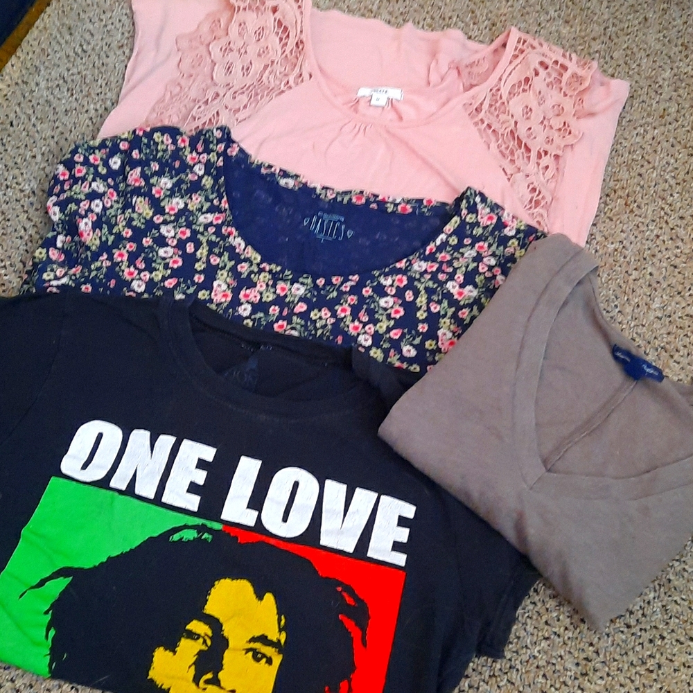 Womens t-shirt bundle 6-8